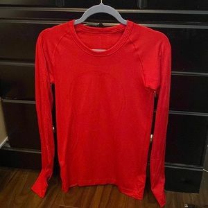Lululemon red seamless long sleeve shirt
